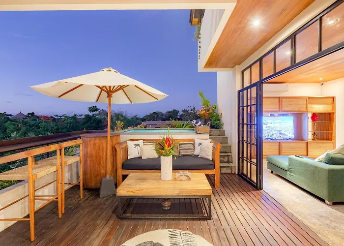 The Swan Bingin - 360 Ocean & Hills View In Bingin